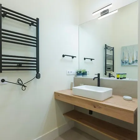 Apartment New In Santa Cruz Quarter Next To Giralda