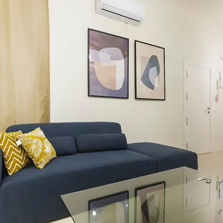 New In Santa Cruz Quarter Next To Giralda Apartment Seville